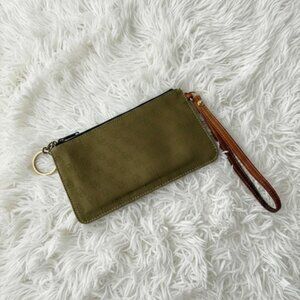 Sale🔥Authentic Dooney and Bourke Wristlet